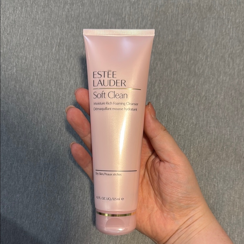 Estee Lauder Pink Cleanser & Exfoliant